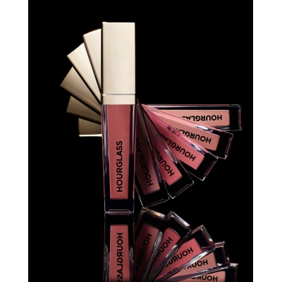 VELVET STORY LIP CREAM