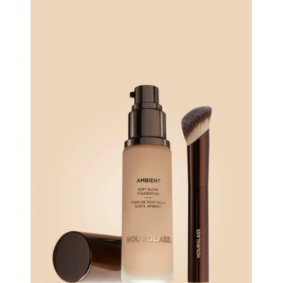 AMBIENT SOFT GLOW FOUNDATION BRUSH