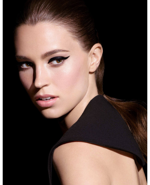 VOYEUR WATERPROOF LIQUID LINER